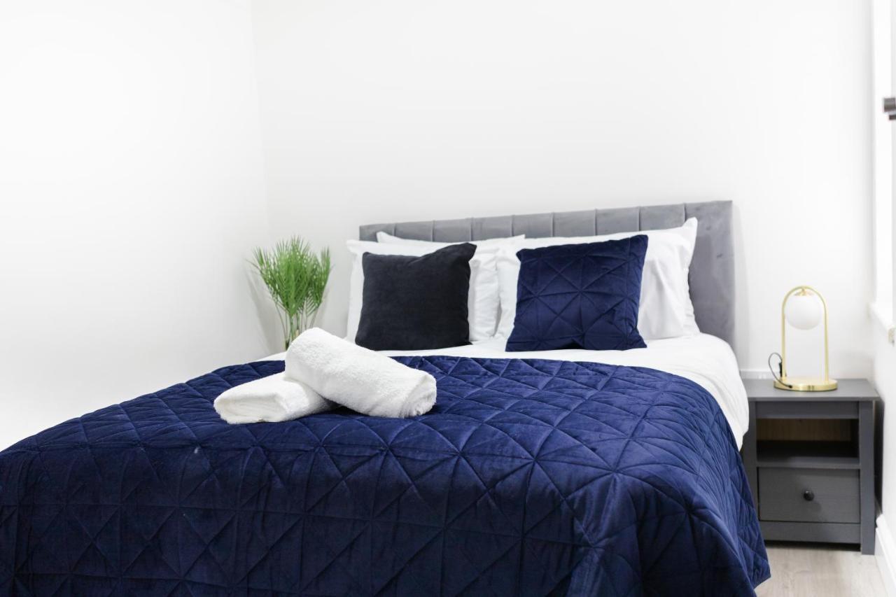 Chic Urban 2 Bedroom Apartments Cardiff Dış mekan fotoğraf